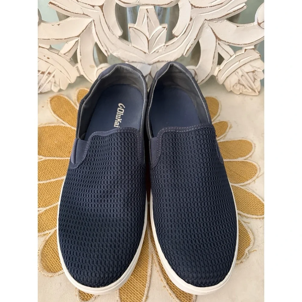 OLUKAI MEN'S LAE'AHI SLIP-ON CASUAL SHOES - SIZE  US 10.5  / EU 43.5 Blue